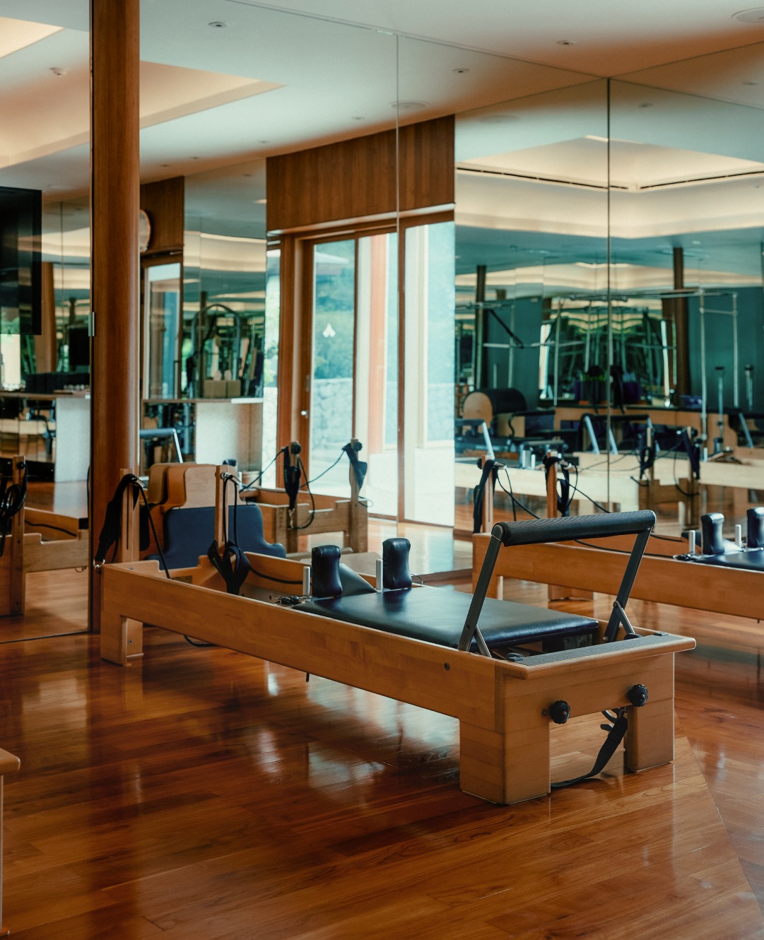 Home 16 Is Pilates at home better than the studio 01